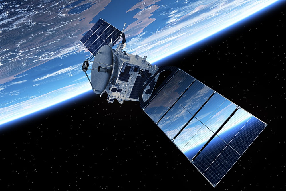 Space Tech: Private Companies Racing Beyond Earth.